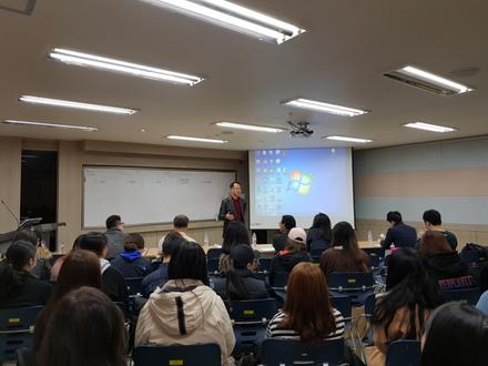 졸업작품전 대비 중간평가 실시