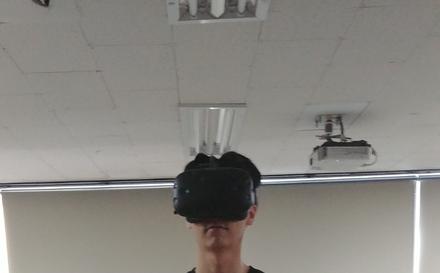 VR